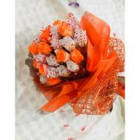 ราคา ช่อดอกไม้ ช่อดอกกุหลาบ ดอกกุหลาบสีส้ม สีขาว (3462750549)