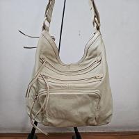 ราคา กระเป๋าสะพายหนังแท้ Olivia Hassler (22555111560)