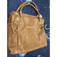 ราคา กระเป๋า Valentino Rudy แท้ หนังแท้ สภาพ 95% (3504539150)