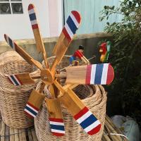 ราคา กังหันใหม่ มีของส่งจำนวนมาก 8 ใบ ก้งหันไม้ กังหันลม พัด โมบาย เสริมดวงฮวงจุ้ย 50 cm. และ70 cm (6058691399)