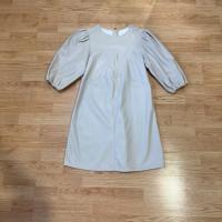 ราคา Dress หนังสีครีม H&M (57554980808)