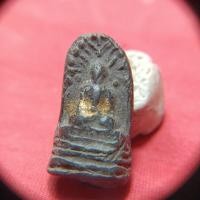 ราคา พระคงเนื้อเนื้อผงเก่าไม่ทราบที่ (44168911187)