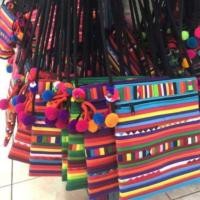 ราคา กระเป๋าสะพายลีซอ มีซิปกลาง ด้านในมีซับ (1369932580)