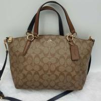 ราคา COACH SMALL KELSEY SATCHEL IN SIGNATURE CANVAS (6115659500)