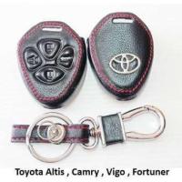 ราคา ปลอกกุญแจ ซองหนัง ใส่ กุญแจรถยนต์ Toyota Altis | Camry | Vigo | Fortuner ซองหนังหุ้มกุญแจรถยนต์ สีดำ (1703111377)