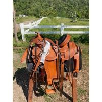 ราคา อานม้าตะวันตก สไตล์คาวบอย หนังแท้ พร้อมอุปกรณ์ขี่หนังแท้ครบชุด (28122988036)