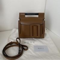 ราคา Boyy romeo สีแทน แท้100% มือสอง สภาพดี (10556214556)