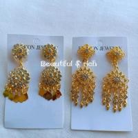 ราคา ต่างหูชุดไทยสีทอง แบบหนีบ เครื่องประดับชุดไทย (43362276115)