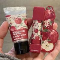 ราคา [Care cp] Sweet Little Apple Hand Cream+Lip Balm Set Moisturizing Moisturizing Lipstick Primer (56900876231)