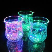 ราคา แก้วอริลิค แก้วเครื่องดื่ม LED กระพริบได้ เปลี่ยนสีเอง แก้วเรืองแสง (25352200239)