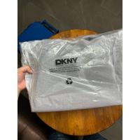 ราคา กระเป๋าถือใบใหญ่มาก DKNY ของแท้ (49453963601)