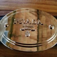 ราคา เข็มขัด​ แบรนด์เนม​ ปราด้า(Prada)​ มือสอง​​ หนังแท้สีน้ำตาล​ หนังนกกระจอกเทศ หัวเข็มขัดโลหะสีเงิน สภาพดี​มาก​ สวยมาก (26762329838)