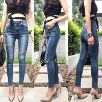 ราคา Jeans House กางเกงยีนส์ขา 9 ส่วน ทรงเอวสูง สีสวยมีสไตล์ ดูแพงค่ะ (276870272)