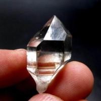ราคา เพชรเฮอร์คิเมอร์ (Herkimer Diamond Type Sceptre Quartz) (1717384720)