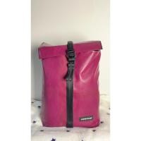 ราคา FREITAG F155 CLAPTON สี ด้านในเหมือนสีม่วงของเปลือกมังคุดด้านในมากกว่า หรือ มันม่วง (29825793600)