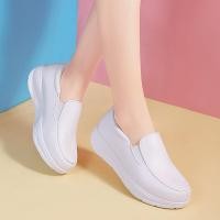 ราคา รองเท้าพยาบาลสีดำ Mission White Wedge Cut-Wedges Sneaker รองเท้าพยาบาล (4236630818)