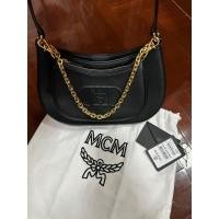 ราคา กระเป๋าสะพายสีดำแบรนด์ MCM แท้ (18585178070)