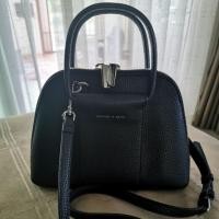 ราคา กระเป๋า charles&keith หนัง สีดำ แท้ (6339625445)