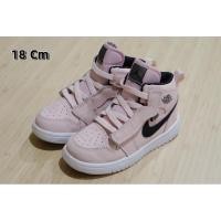 ราคา Nike Air Jordan - รองเท้าเด็กมือสองของแท้ รองเท้าผ้าใบเด็กผู้หญิง หุ้มข้อ (21872823907)