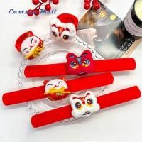 ราคา ตรุษจีนงานรื่นเริงสร้อยข้อมือตบสีแดงผ้าสักหลาด ฟู ตัวอักษรสายรัดข้อมือสําหรับเด็กผู้ใหญ่ปาร์ตี้ (48854058411)