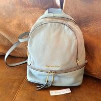 ราคา (Used )กระเป๋าเป้ MICHAEL KORS 30S5SEZB1L RHEA SMALL BACKPACK IN PEBBLE LEATHER Sky สีฟ้า (10604123648)