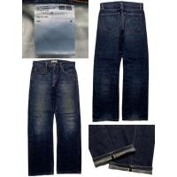 ราคา กางเกงยีน เเบรนด์ : UNIQLO ริมแดง▪️เอว 30 (42204607880)