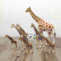 ราคา โมเดลสัตว์ ครอบครัวยีราฟ 7 ตัว (Animal Kingdom) แบรนด์ดัง Animal World (3850743817)
