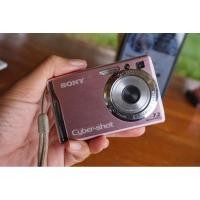 ราคา ไม่มีส่วนลด) กล้อง sony dsc w80 ชมพูสภาพดี เต็มระบบ (22650209661)