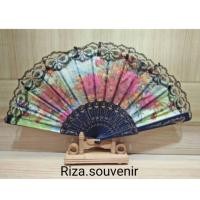 ราคา 50 ชิ้น BLACK HANDLE SPANISH FAN WEDDING SOUVENIRS (44455693198)