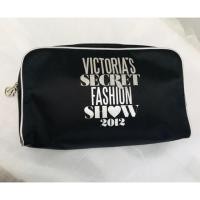 ราคา กระเป๋าเครื่องสำอาง Victoria Secret มือสอง (4916083250)