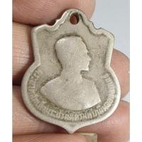 ราคา เหรียญอนุสรณ์มหาราชรัชการที่ 9 เนื้ออัลปาก้า ครบ 3 รอบ ปี 2506 หรือที่คนชอบเรียกว่า เหรียญเสมา 3 รอบ รัชกาลที่9. (28976169929)