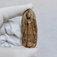 ราคา พระร่วงเปิดโลก เม็ดทองหลาง ยืนตอ เนื้อดิน กรุพิกุล ลานทุ่งเศรษฐี จังหวัดกำแพงเพชร (23971987611)