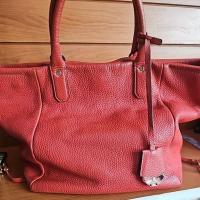 ราคา กระเป๋าหนังแท้ Bruno Magli มีตำหนิที่หูจับ (40616112124)