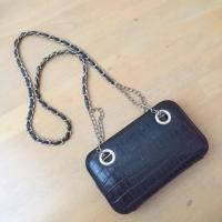 ราคา [ส่งต่อ] กระเป๋าสะพายออกงาน JASPAL ของแท้ (1630646863)