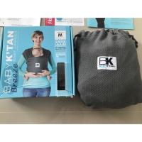 ราคา ผ้าอุ้ม Baby K tan ไซส์ M มือสองสภาพดี ใช้น้อย 950บาท (7736434828)