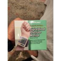 ราคา เครื่องวัดความดัน ( TERUMO ) (23629468698)