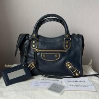 ราคา กระเป๋า BALENCIAGA Metallic Edge Mini City stamp B (2017) มือสอง แท้100% (42070535722)