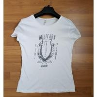 ราคา เสื้อยืดคอกลม AIIZ (1467098774)