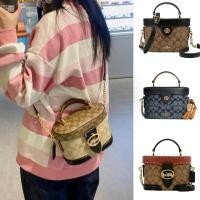 ราคา 【ของแท้ 100%】COACH KAY 20 Box Bag✨กระเป๋าเครื่องสำอางลายดอกเก่า กระเป๋าถือ สายปรับระดับได้ (28189250860)