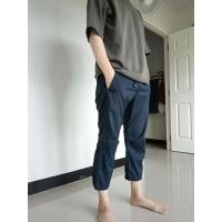 ราคา Uniqlo กางเกงเดินป่าผ้าร่ม แคมป์ปิ้ง ขาสี่ส่วน เอว28‐32 (23176101872)