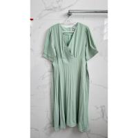 ราคา เดรสยาวออกงาน สีเขียวพาสเทล กระโปรงพลีท แขนสั้น Mo ni (พร้อมส่ง) (42202440593)