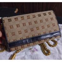 ราคา กระเป๋าสตางค์คลัทช์ bally mini crossbody ของแท้จากญี่ปุ่น ขนาด 18x11 ใส่โทรศัพท์ได้ (43521968565)