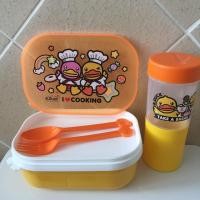 ราคา กล่อง อเนกประสงค์ กล่องอาหาร พร้อมช้อนส้อม และ กระบอกน้ำ แบรนด์ B-DUCK เซต ใส่ข้าว ลายเ็ด ของใหม่ มือ 1 (1506285190)