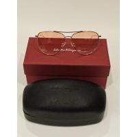 ราคา แว่นตากันแดด Ferragamo ของแท้ สีสวยมาพร้อมกล่องนอกกล่องใน (25321844509)