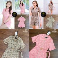 ราคา จั๊มสูทขาสั้นคอปกลายหลุยส์ งานป้าย S M L XL (11224520597)