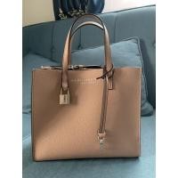 ราคา Marc Jacob mini grind Leather Tote มือสอง ของแท้ 100% (14208285152)