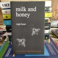 ราคา หนังสือต้นฉบับ Milk and Honey โดย Rupi Kaur (42163751625)