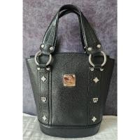 ราคา MCM Vintage มือ 2 แท้ หนังสภาพดี ภายในสะอาด ไม่มีถุงผ้านะคะ (26872952415)