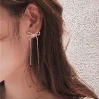 ราคา ต่างหูโบว์มุกเทียมพร้อมหินห้อยยาว (24027928357)