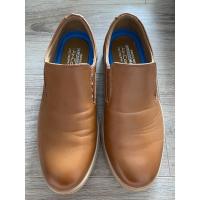 ราคา รองเท้ามือสอง สภาพดีถึงดีมาก skechers เบอร์ eu 40 (14751564718)